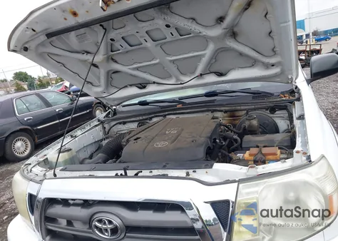 2009 Toyota Tacoma Base V6 from USA, damaged, VIN 3TMLU42N79M035999